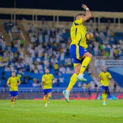 بدوري روشن القادسية يتغلب على الرائد